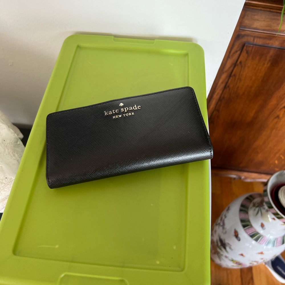 Kate Spade Leila wallet Black NWOT